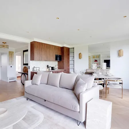 Luxurious - 2br- 6p Eiffel Tower View פריז